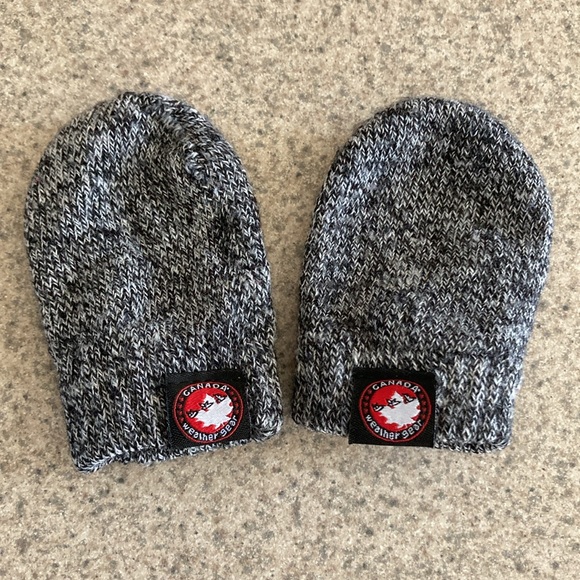 CANADA WEATHER GEAR Beanie Mittens Set Heather Gray - Picture 9 of 12